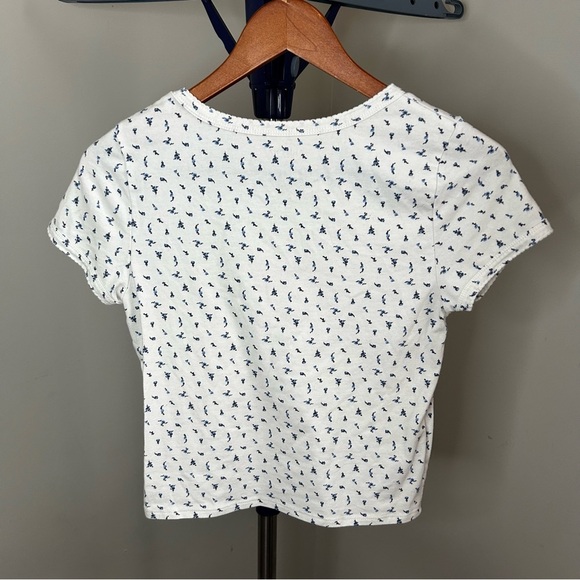 Arizona Jean Company Black and White Fitted Short Sleeve Tee - Picture 2 of 5